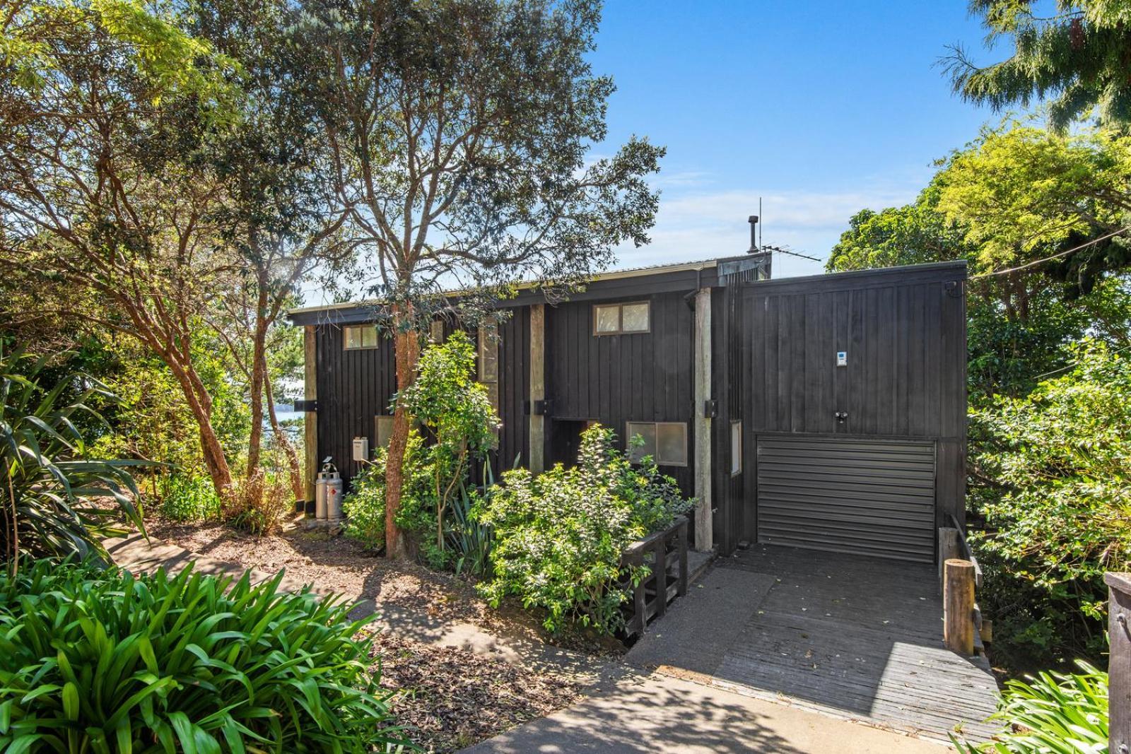 Bayview Beauty - Helena Bay Holiday Home Lyttelton Exterior photo