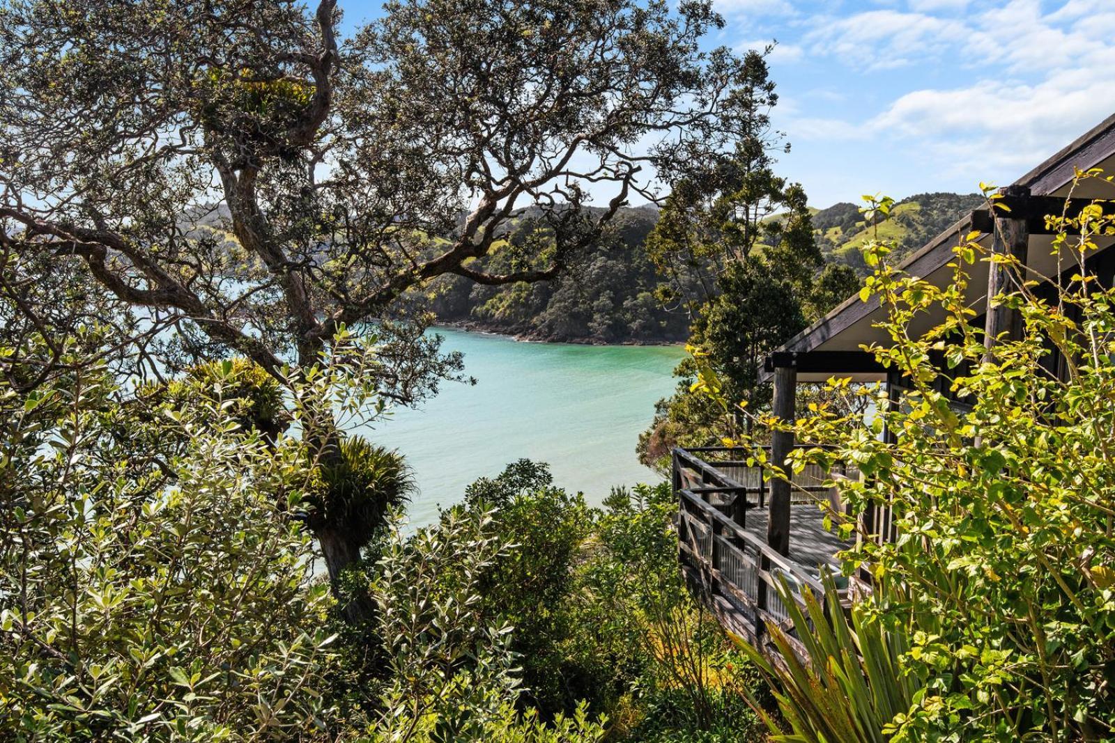 Bayview Beauty - Helena Bay Holiday Home Lyttelton Exterior photo